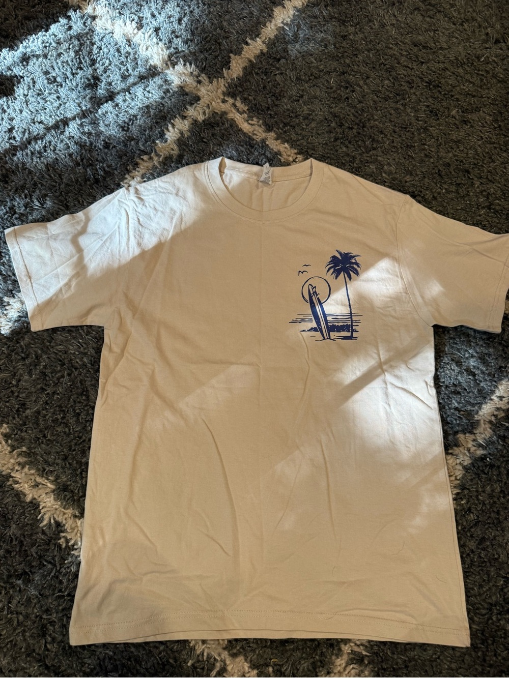 Graphic t shirt‎ NWOT size small